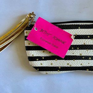 New: Betsy Johnson Glasses Case